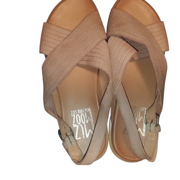 Miz Mooz Size 8.5 EU 38 Kind Pearl Blush Pink Leather Cross-Strap Sandals - Picture 3 of 9